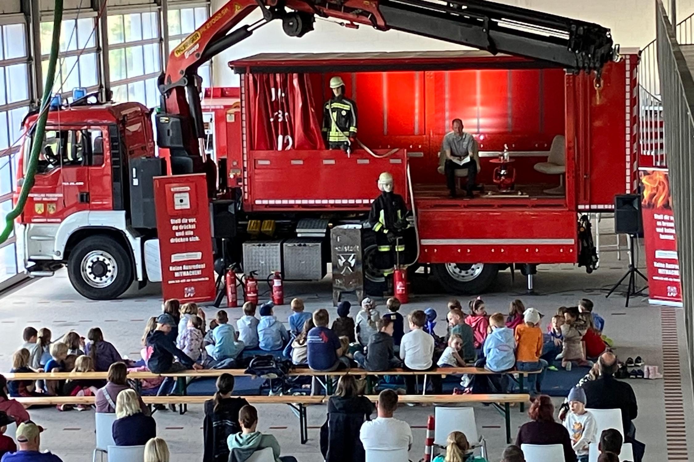 Lesung bei der Feuerwehr